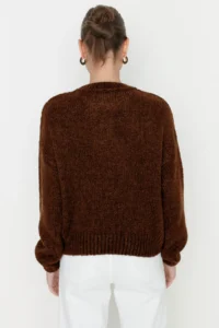 TRENDYOLMİLLA Brown Wide Pattern Soft textured Basic Knitwear Sweater - Image 5