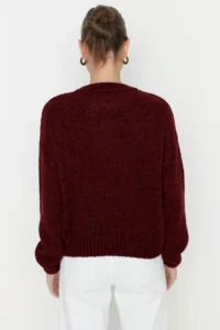 TRENDYOLMİLLA Burgundy Wide Pattern Soft textured Basic Knitwear Sweater - Image 10