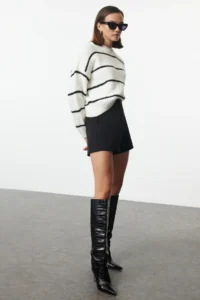 TRENDYOLMİLLA Ecru*001 Wide Pattern Soft textured Basic Striped Knitwear Sweater - Image 2