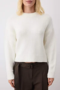 TRENDYOLMİLLA Ecru Wide Pattern Soft textured Basic Knitwear Sweater - Image 7