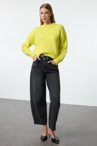 TRENDYOLMİLLA Lime Wide Pattern Soft textured Basic Knitwear Sweater - Image 2