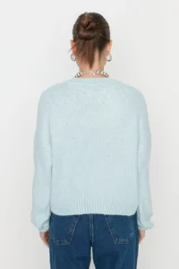 TRENDYOLMİLLA MINT Wide Pattern Soft textured Basic Knitwear Sweater - Image 5