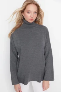 TRENDYOLMİLLA Gray Wide Pattern Basic Knitwear Sweater - Image 2