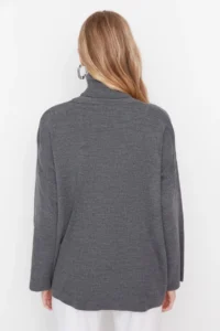 TRENDYOLMİLLA Gray Wide Pattern Basic Knitwear Sweater - Image 5