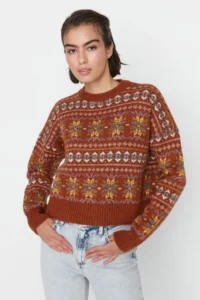 TRENDYOLMİLLA Brown Wide Pattern Soft textured Patterned Knitwear Sweater - Image 7