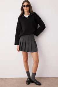 TRENDYOLMİLLA Black Wide Pattern Soft textured Zippered Knitwear Sweater - Image 2