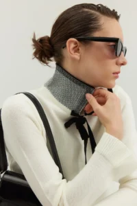 TRENDYOLMİLLA Ecru Color Bloklu Ribbon/Fiyonk Detailed Knitwear Sweater - Image 2