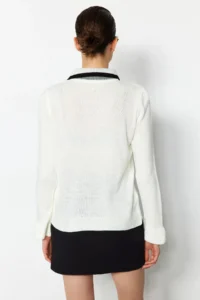 TRENDYOLMİLLA Ecru Color Bloklu Ribbon/Fiyonk Detailed Knitwear Sweater - Image 5