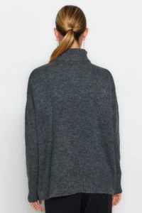 TRENDYOLMİLLA Anthracite Wide Pattern Soft textured Knitwear Sweater - Image 9