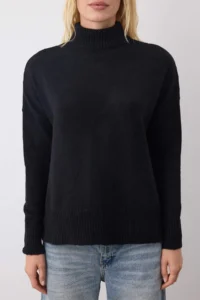 TRENDYOLMİLLA Black Wide Pattern Soft textured Knitwear Sweater - Image 3
