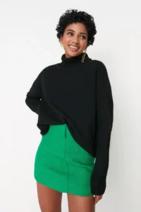 TRENDYOLMİLLA Black Wide Pattern Soft textured Knitwear Sweater - Image 5