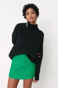 TRENDYOLMİLLA Black Wide Pattern Soft textured Knitwear Sweater - Image 6