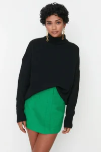 TRENDYOLMİLLA Black Wide Pattern Soft textured Knitwear Sweater - Image 7
