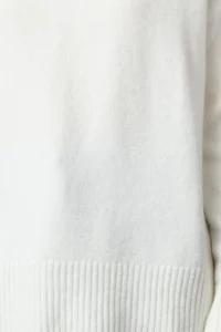 TRENDYOLMİLLA Ecru Wide Pattern Soft textured High Neck Knitwear Sweater - Image 3
