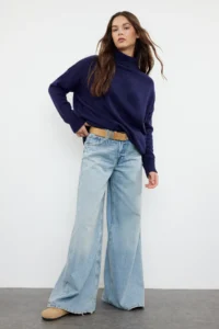 TRENDYOLMİLLA NAVY BLUE Wide Pattern Soft textured Knitwear Sweater - Image 2