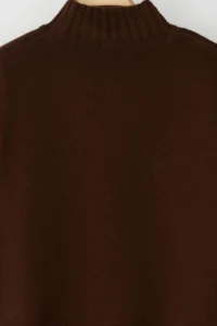 TRENDYOLMİLLA Brown Wide Pattern Soft textured Basic Knitwear Sweater - Image 7