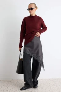 TRENDYOLMİLLA Burgundy Wide Pattern Soft textured Basic Knitwear Sweater