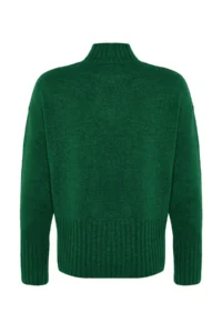 TRENDYOLMİLLA Green Wide Pattern Soft textured Basic Knitwear Sweater - Image 9