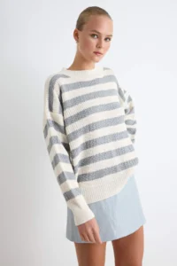 TRENDYOLMİLLA Ecru Wide Pattern Striped Knitwear Sweater - Image 3