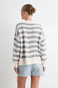 TRENDYOLMİLLA Ecru Wide Pattern Striped Knitwear Sweater - Image 5