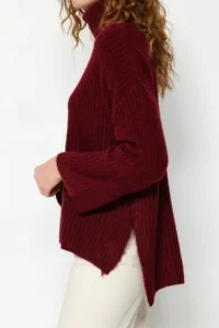 TRENDYOLMİLLA Burgundy Soft textured Wide Pattern Knitwear Sweater - Image 3