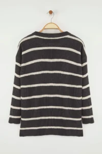 TRENDYOLMİLLA Anthracite Wide Pattern Striped Knitwear Sweater - Image 6