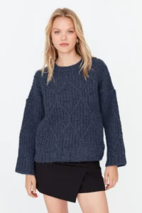 TRENDYOLMİLLA Indigo Wide Pattern Soft textured Knitwear Sweater
