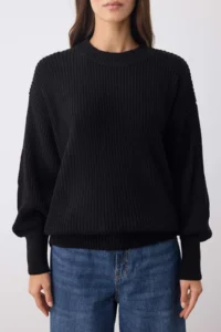 TRENDYOLMİLLA Black Wide Pattern Basic Knitwear Sweater - Image 4