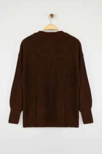 TRENDYOLMİLLA Brown Wide Pattern Basic Knitwear Sweater - Image 7