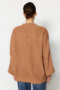 TRENDYOLMİLLA Mink Wide Pattern Basic Knitwear Sweater - Image 4
