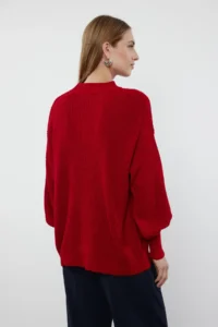 TRENDYOLMİLLA Red Wide Pattern Basic Knitwear Sweater - Image 5