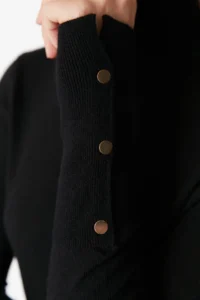 TRENDYOLMİLLA Black Mercerized Look Premium Thread / Special Thread Basic Knitwear Sweater - Image 4