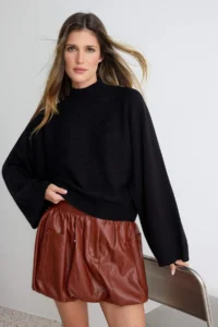 TRENDYOLMİLLA Black Wide Pattern Spanish Arm Knitwear Sweater - Image 3