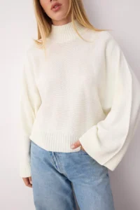 TRENDYOLMİLLA Ecru Wide Pattern Spanish Arm Knitwear Sweater - Image 4