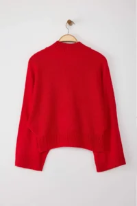 TRENDYOLMİLLA Red Wide Pattern Spanish Arm Knitwear Sweater - Image 8