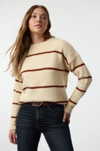 TRENDYOLMİLLA Stone Striped Wide Pattern textured Knitwear Sweater - Image 2