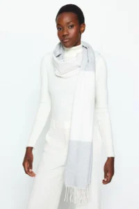 TRENDYOLMİLLA WHITE Tasseled Soft textured Women Scarf - Image 6