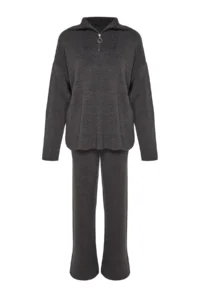 TRENDYOLMİLLA Anthracite Wide Pattern Zippered Knitwear Top and Bottom Set - Image 7