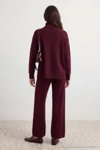 TRENDYOLMİLLA Burgundy Wide Pattern Zippered Knitwear Top and Bottom Set - Image 6