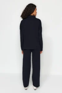 TRENDYOLMİLLA NAVY BLUE Wide Pattern Zippered Knitwear Top and Bottom Set - Image 5