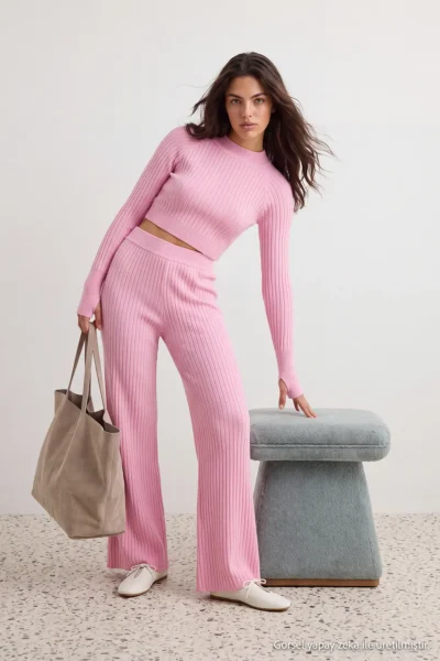 TWOAW24AU00033-POWDER-PINK_1