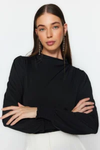 TRENDYOLMİLLA Black High Neck Regular Fit Gipe Detailed Flexible Knitting Blouse - Image 2