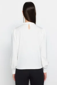 TRENDYOLMİLLA Ecru High Neck Regular Fit Gipe Detailed Flexible Knitting Blouse - Image 5