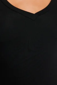 TRENDYOLMİLLA Black Soft Fabric V-neck Fitted Flexible Knitting Blouse - Image 5