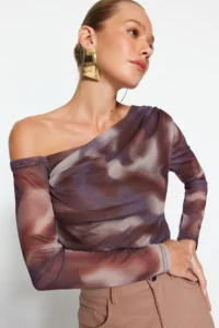 TRENDYOLMİLLA Brown Tulle Fitted Lined Asymmetric Collar Knitting Blouse - Image 2