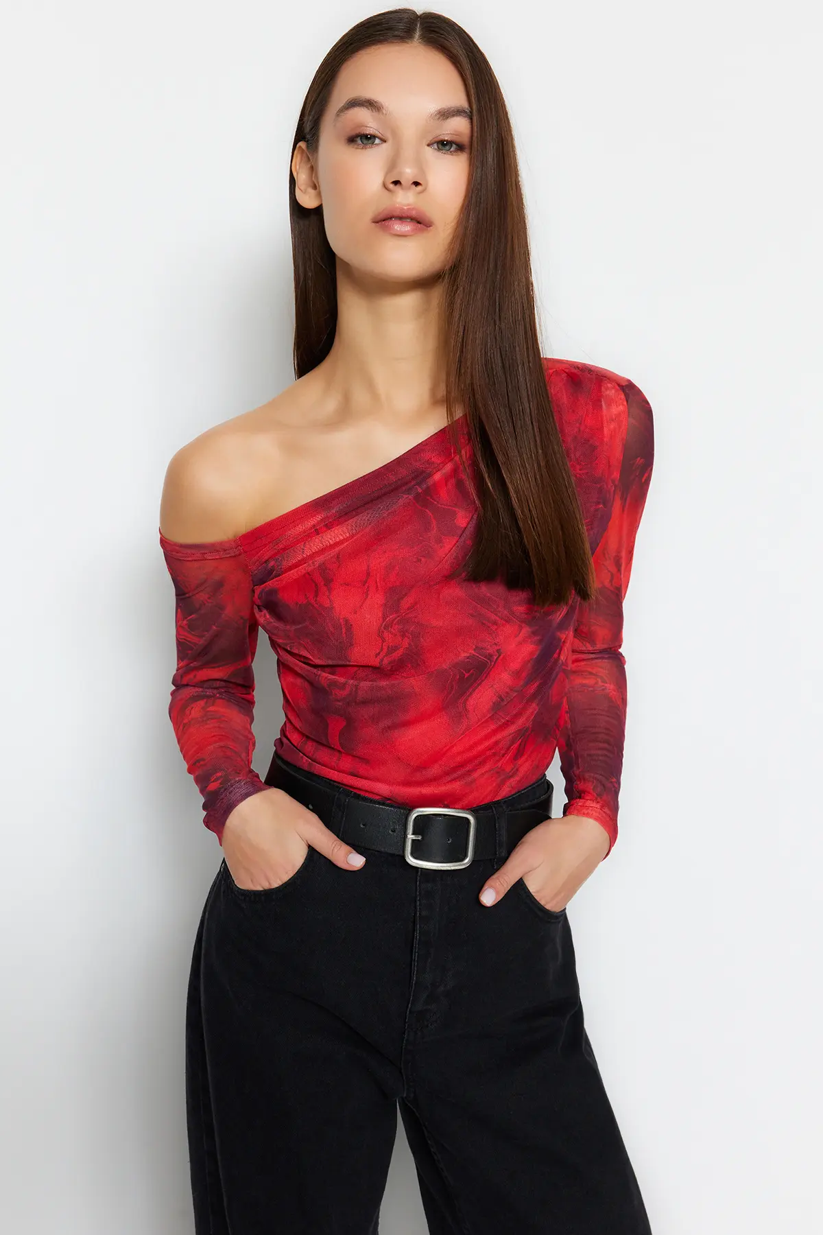 TWOAW24BZ00051-RED_1