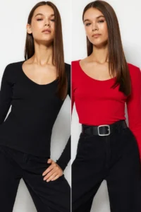 TRENDYOLMİLLA Black-Red 2 Sets Package V-neck Fitted Cotton Flexible Knitting Blouse