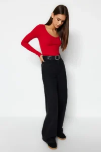 TRENDYOLMİLLA Black-Red 2 Sets Package V-neck Fitted Cotton Flexible Knitting Blouse - Image 3
