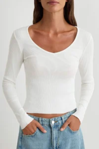 TRENDYOLMİLLA Black-WHITE 2 Sets Package V-neck Fitted Cotton Flexible Knitting Blouse - Image 3