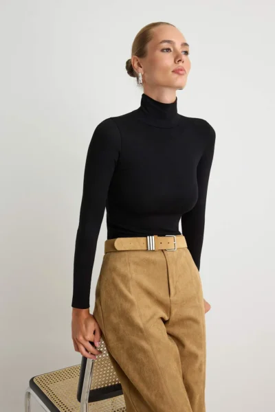 TWOAW24BZ00119-BLACK_1